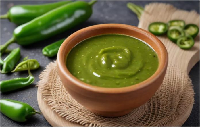 Homemade Green Chilli Sauce